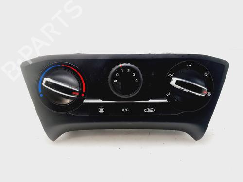 AC-Styringsenhed/Manøvreenhed HYUNDAI i20 II (GB, IB) 1.1 CRDi (75 hp) 31365439