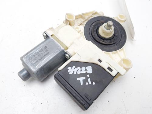 Left rear window motor RENAULT MEGANE III Hatchback (BZ0/1_, B3_) 1.5 dCi (BZ1G, BZ1W, BZ0R) | BP17955647E23 