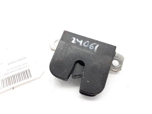 Used Tailgate lock SEAT IBIZA II (6K1) 1.6 i (75 hp) 7574081