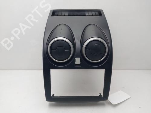 Console centrale Console centrale NISSAN QASHQAI I (J10, NJ10) 1.5 dCi (106 hp) 36476009 36476009