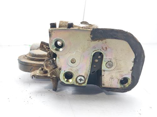 Rear left lock TOYOTA RAV 4 II (_A2_) 2.0 D 4WD (CLA20_, CLA21_, CLA20R, CLA21R) | BP12425711C100 