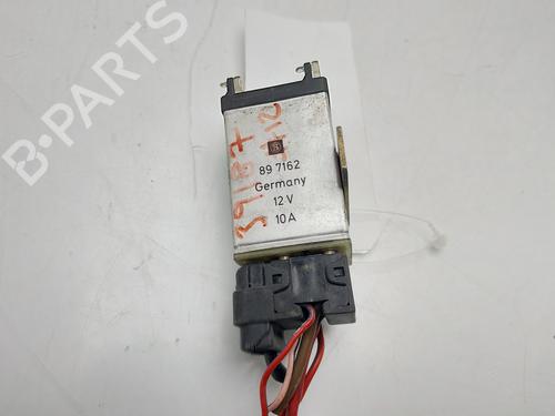 Used Electronic module Electronic module MERCEDES-BENZ S-CLASS (W126) 300 SE, SEL (126.024, 126.025) (180 hp) 34339861 34339861