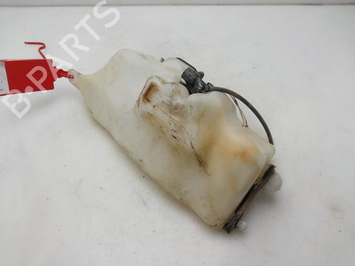 Used Windscreen washer tank RENAULT CLIO II (BB_, CB_) 1.9 D (B/CB0E, BB0J) (64 hp) 28066619