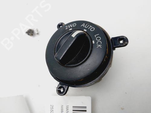Used Switch NISSAN X-TRAIL I (T30) [2001-2013]  19259202