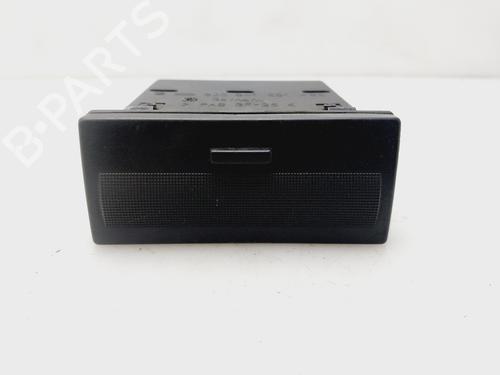 Used Glove box AUDI A4 B5 (8D2) [1994-2001]  31143195
