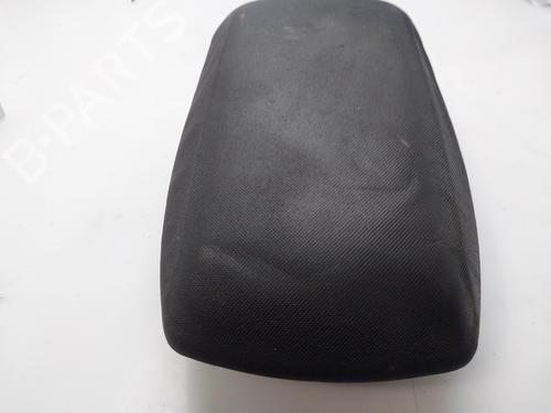 Used Armrest / Center console TOYOTA AURIS Estate (_E18_) 1.8 Hybrid (ZWE186_, ZWE186R, ZWE186H) (136 hp) 17901950