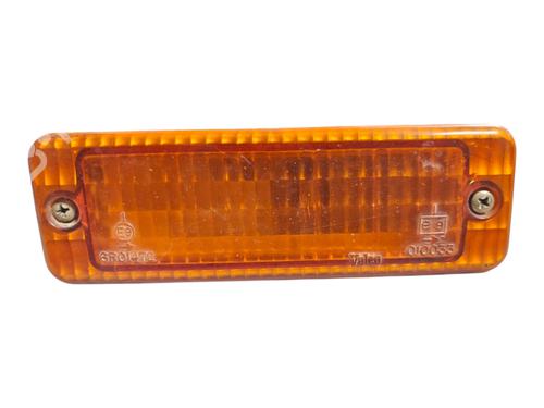 Clignotant avant gauche FORD MAVERICK (UDS, UNS) 2.7 TD (100 hp) 31084654