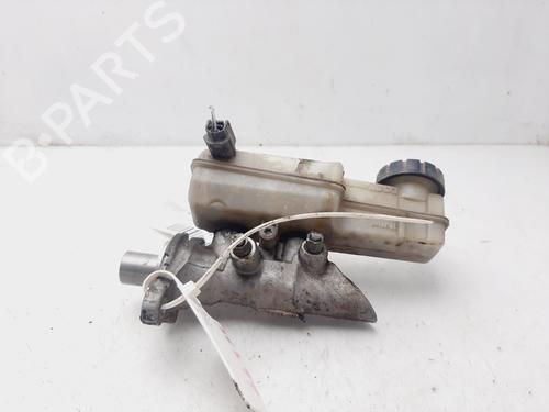 Used Brake master cylinder RENAULT MEGANE III Hatchback (BZ0/1_, B3_) 1.6 16V (BZ1B, BZ1H) (110 hp) 24500405