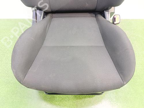 Right front seat MITSUBISHI LANCER VIII Sportback (CX_A) 2.0 DI-D (CX8A) | BP31624184C16 