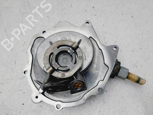 Used Vacuum pump MERCEDES-BENZ VITO Van (W638) 110 D 2.3 (638.074, 638.078) (98 hp) 30160228