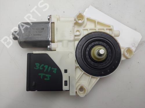 left-rear-window-motor-renault-megane-iii-hatchback-bz01_-b3_-2008-36290940 main image