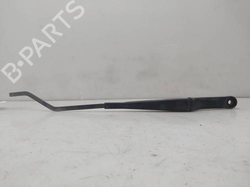 Used Front windshield wiper arm Front windshield wiper arm 38615998 38615998