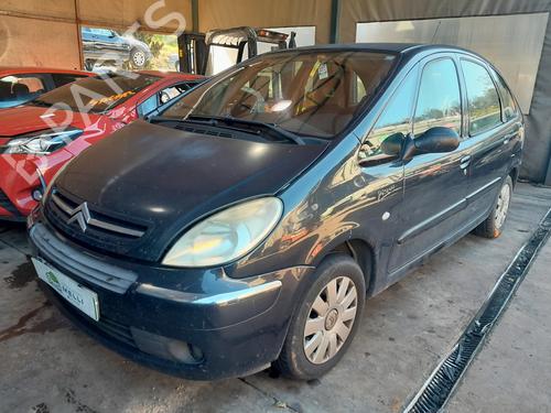 Venstre solskjerm CITROËN XSARA PICASSO (N68) 1.6 HDi (90 hp) 8143HL |