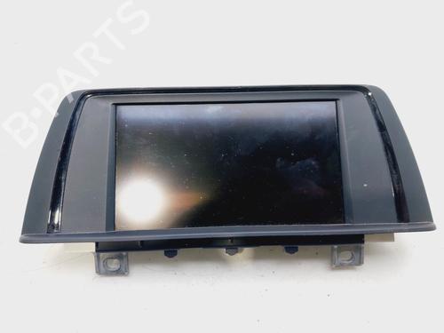 Used Display monitor BMW 1 (F20) 116 i (136 hp) 30689470