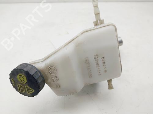 Used Brake master cylinder PEUGEOT 3008 II SUV (MC_, MR_, MJ_, M4_) 1.5 BlueHDi 130 (131 hp) 22632749