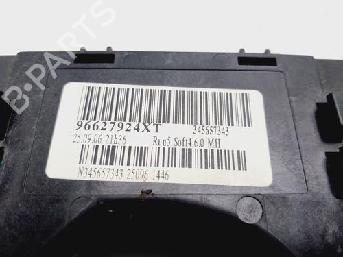 Steering wheel controls CITROËN C4 I (LC_) 1.6 HDi | BP23648724E15 
