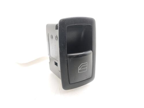 Venstre bagtil elrude kontakt Venstre bagtil elrude kontakt MERCEDES-BENZ M-CLASS (W164) ML 320 CDI 4-matic (164.122) (224 hp) 37262093 37262093
