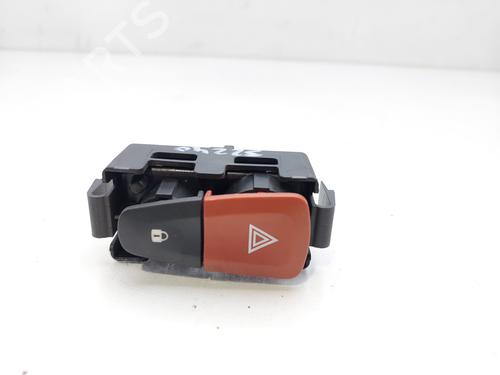 Used Warning switch RENAULT MEGANE III Grandtour (KZ0/1) [2008-2016]  15229718