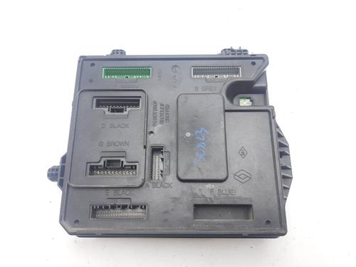 Used Electronic module RENAULT MEGANE III Hatchback (BZ0/1_, B3_) 1.5 dCi (BZ09, BZ0D, BZ1W, BZ29, BZ14) (110 hp) 13686164