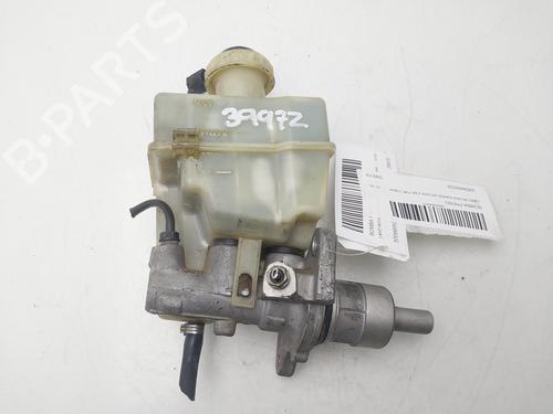 Used Brake master cylinder LAND ROVER RANGE ROVER III (L322) 3.0 D 4x4 (177 hp) 31708764
