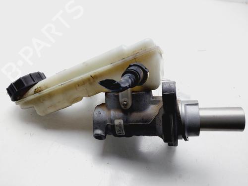 Used Brake master cylinder FORD FOCUS III 1.0 EcoBoost (125 hp) 23083293