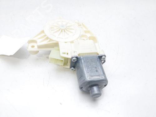 Right rear window motor MERCEDES-BENZ C-CLASS (W204) C 200 CDI (204.007, 204.006) | BP13898711E22 