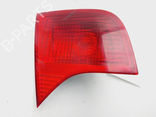 left-tailgate-light-audi-a4-b7-8ec-2004-2005-2006-2007-2008-2009-32161837 main image