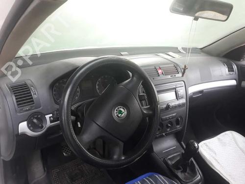 Venstre foran lås SKODA OCTAVIA II (1Z3) 1.9 TDI | BP3317742C98 