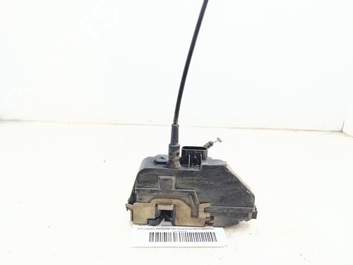 Højre fortil lås Højre fortil lås 38104221 38104221