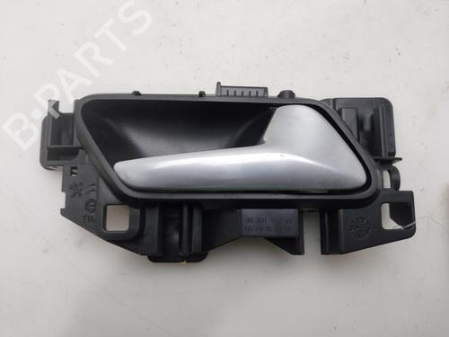 Used Front right interior door handle Front right interior door handle PEUGEOT 5008 II (MC_, MJ_, MR_, M4_) [2016-2026] 36361336 36361336