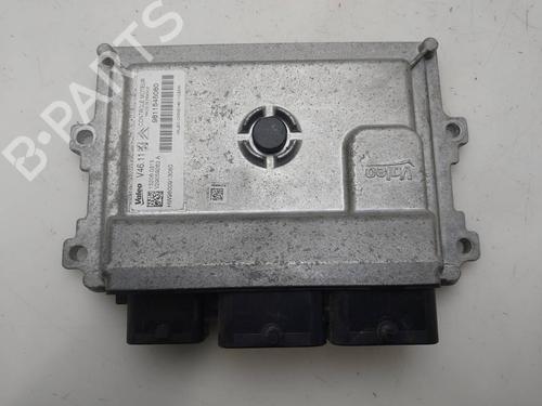 Used Engine control unit (ECU) Engine control unit (ECU) 38562831 38562831