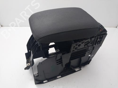 Bracciolo centrale VW GOLF V (1K1) [2003-2010]  32991664