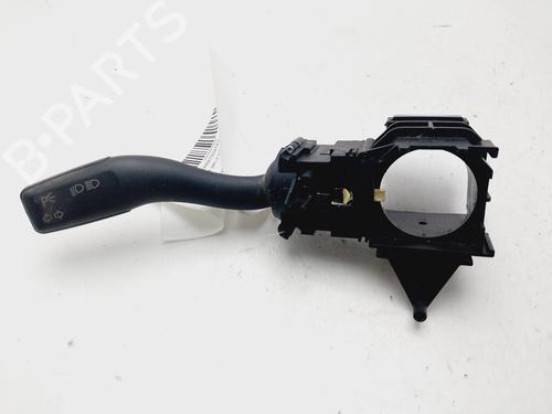 Used Steering column stalk AUDI A4 B7 Avant (8ED) 2.0 TDI quattro (140 hp) 29064362