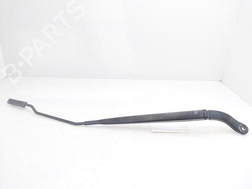 Used Front windshield wiper arm RENAULT MEGANE IV Grandtour (K9A/M/N_) 1.5 dCi 110 (110 hp) 24893525