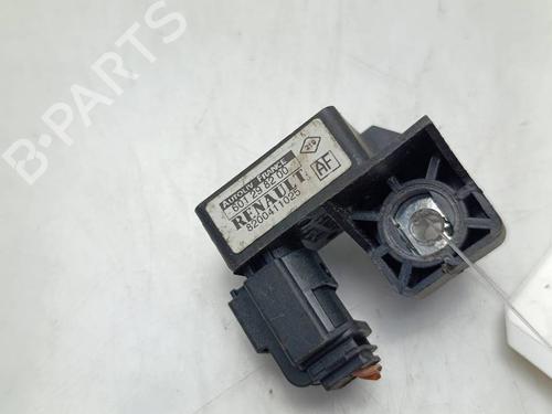 Used Electronic sensor Electronic sensor RENAULT MEGANE II (BM0/1_, CM0/1_) 1.5 dCi (BM02, BM13, BM2A, CM02, CM13) (101 hp) 39881500 39881500