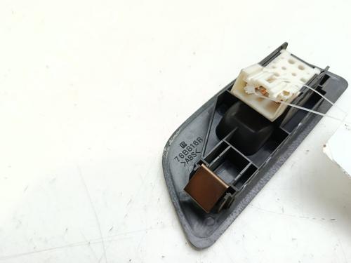 Right front window switch SUZUKI IGNIS II (MH) 1.3 DDiS (RM413D) | BP28962543I26