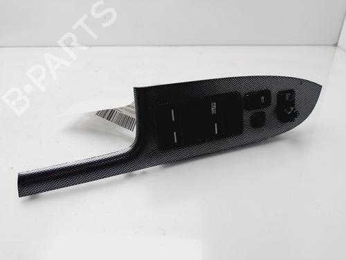 Used Left front window switch HONDA ACCORD VII (CL, CN) 2.2 i-CTDi (CN1) (140 hp) 31916418