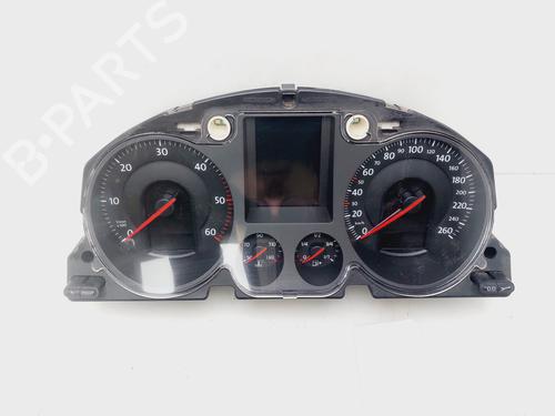 Used Instrument cluster VW PASSAT B6 Variant (3C5) [2005-2011]  31800286