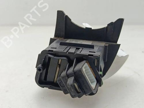 switch-renault-scenic-ii-jm01_-2003-2004-2005-2006-2007-2008-2009-2010-39595944 main image