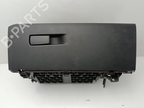 Guantera BMW X1 (F48) sDrive 18 d (150 hp) 30319004