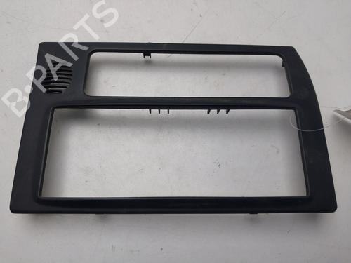 Used Middle console Middle console 36795862 36795862