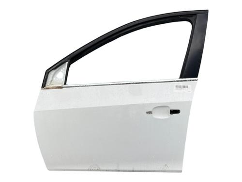 Used Left front door CHEVROLET CRUZE Hatchback (J305) 2.0 CDI (163 hp) 31084785