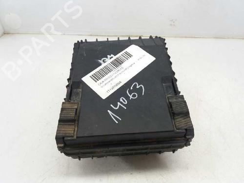 Used Fuse box VW GOLF PLUS V (5M1, 521) 1.9 TDI (105 hp) 2883469