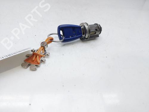 Used Ignition barrel FIAT PUNTO (188_) 1.9 JTD (86 hp) 15123545