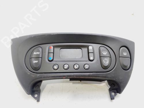 AC-Styringsenhed/Manøvreenhed RENAULT SCÉNIC I MPV (JA0/1_, FA0_) 1.9 dCi (JA05, JA1F) (102 hp) 26679978