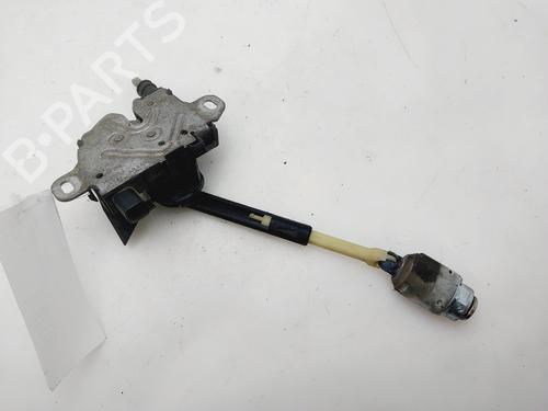 hjelmlås FORD FOCUS II (DA_, HCP, DP) [2004-2013]  31146547