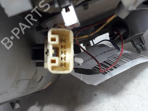 Interior roof light SUZUKI GRAND VITARA II (JT, TE, TD) 1.9 DDiS All-wheel Drive (JT419, TD44, JB419WD, JB419XD,... | BP9220412I8 