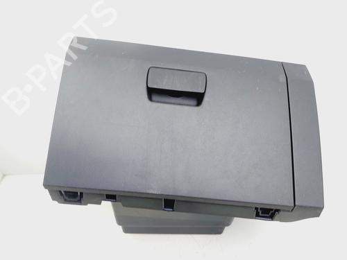 Used Glove box DACIA SANDERO III [2021-2025]  23131539