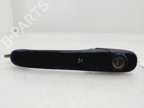 Used Front left exterior door handle VW POLO III (6N1) 50 1.0 (50 hp) 30563229