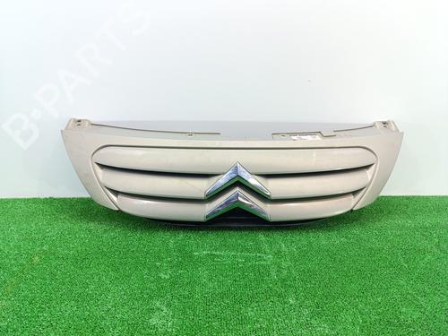 Used Grille CITROËN C3 I (FC_, FN_) 1.4 i Bivalent (73 hp) 27209369